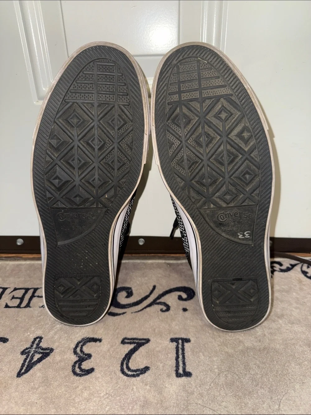 Converse High Top Sneakers M11/W13